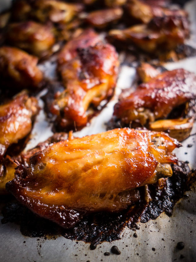 Easy Baked Chicken Wings with Thai Satay Marinade & Peanut Sauce - Went ...