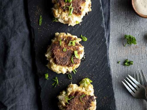 https://www.wenthere8this.com/wp-content/uploads/2019/07/old-bay-crab-cake-recipe-500x375.jpg