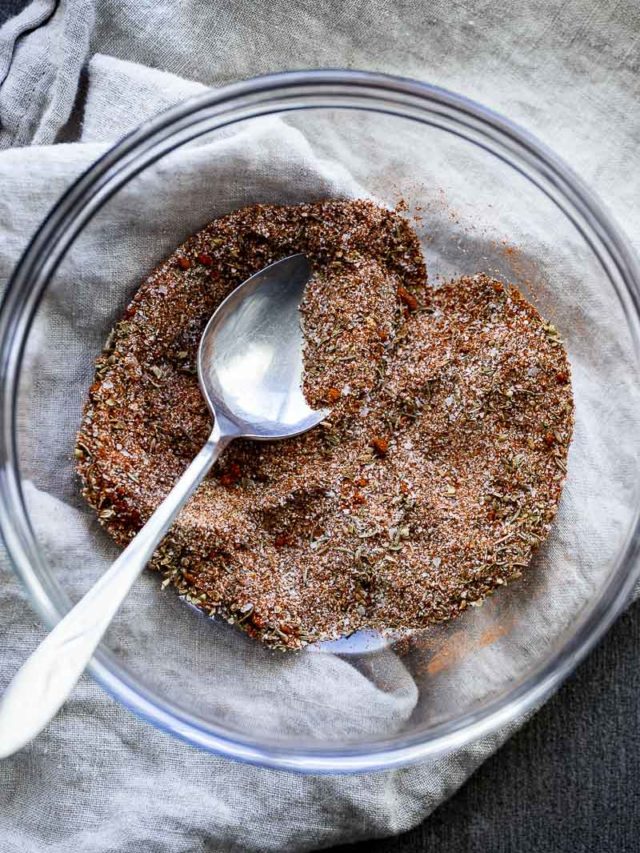 How to Make Cajun Seasoning from Scratch