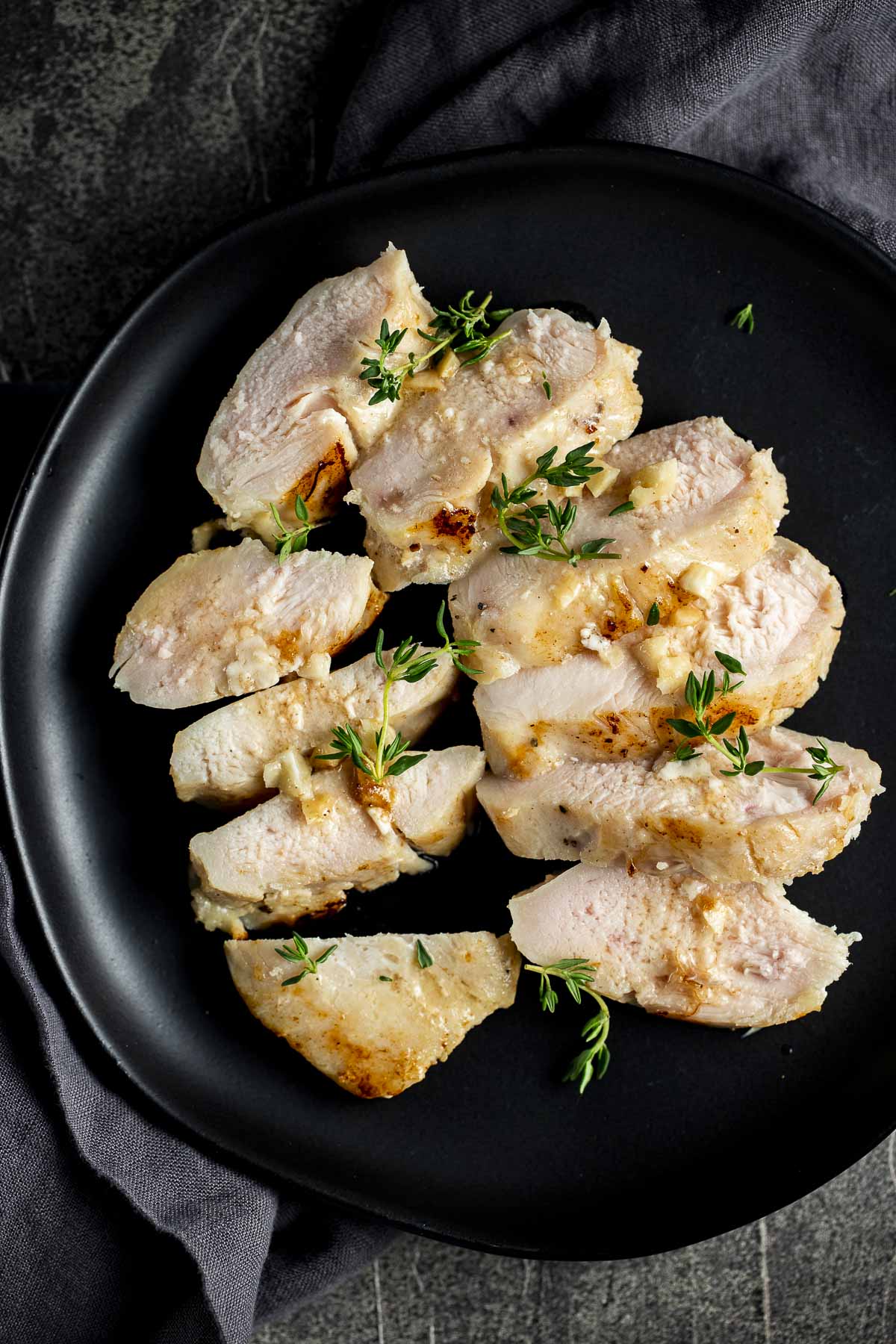 https://www.wenthere8this.com/wp-content/uploads/2021/01/sous-vide-chicken-breast-2.jpg