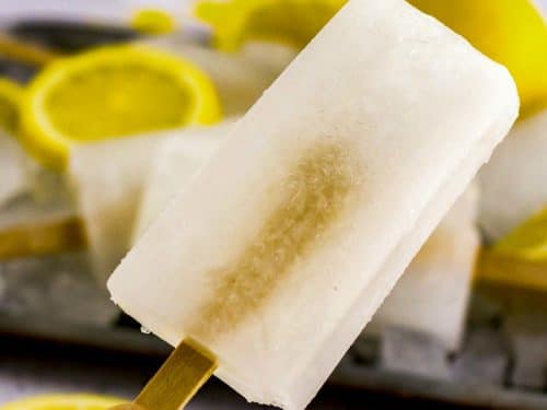 Quick and Easy Lemonade Ice Pops ~ The Moody Blonde