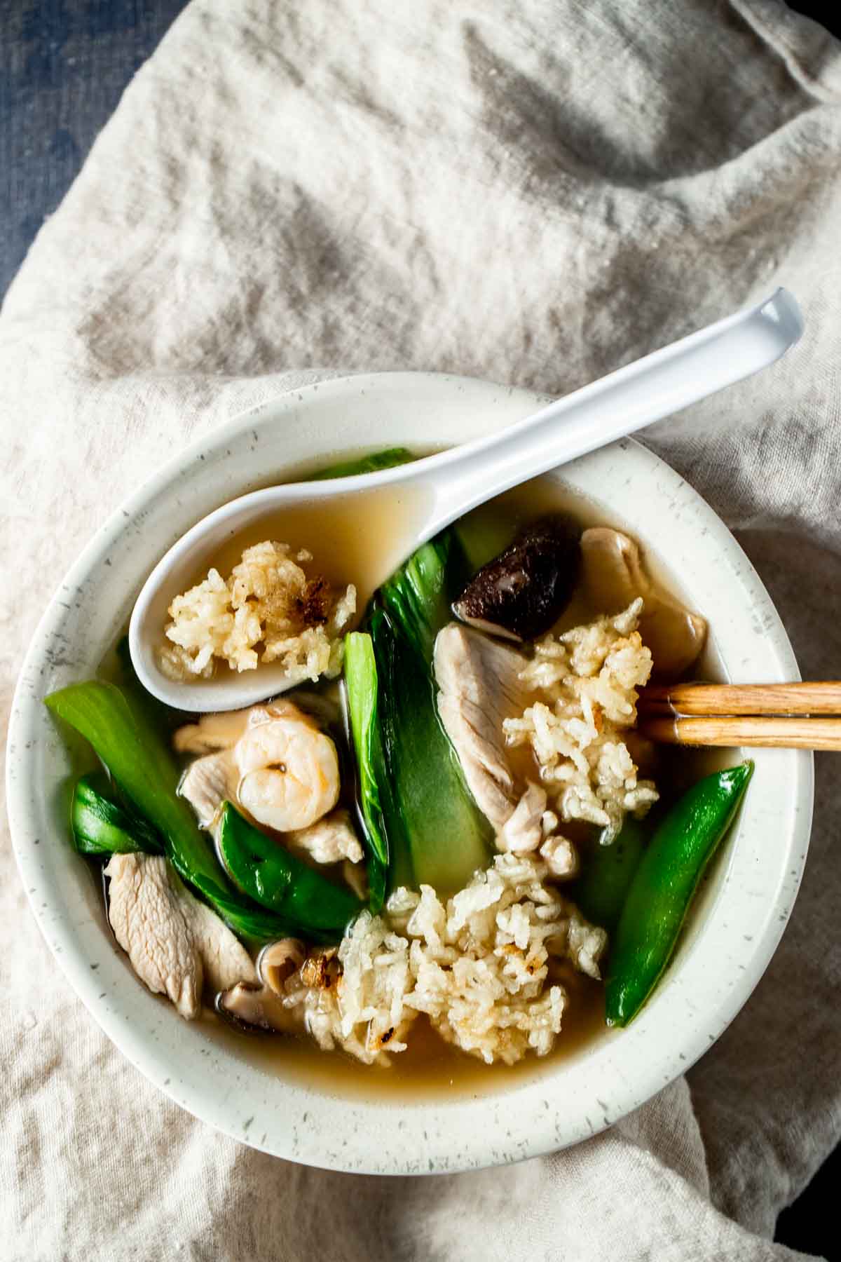 https://www.wenthere8this.com/wp-content/uploads/2023/01/sizzling-rice-soup-8-1.jpg
